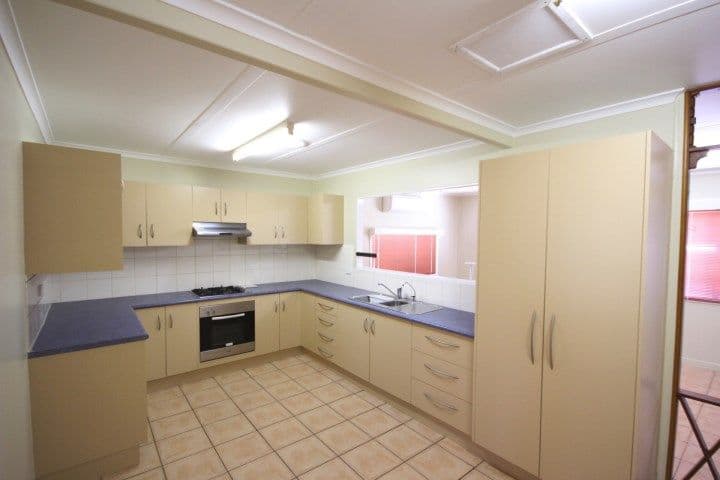 9 Manon Street, ARMSTRONG BEACH QLD 4737, Armstrong Beach - Thumbnail 2