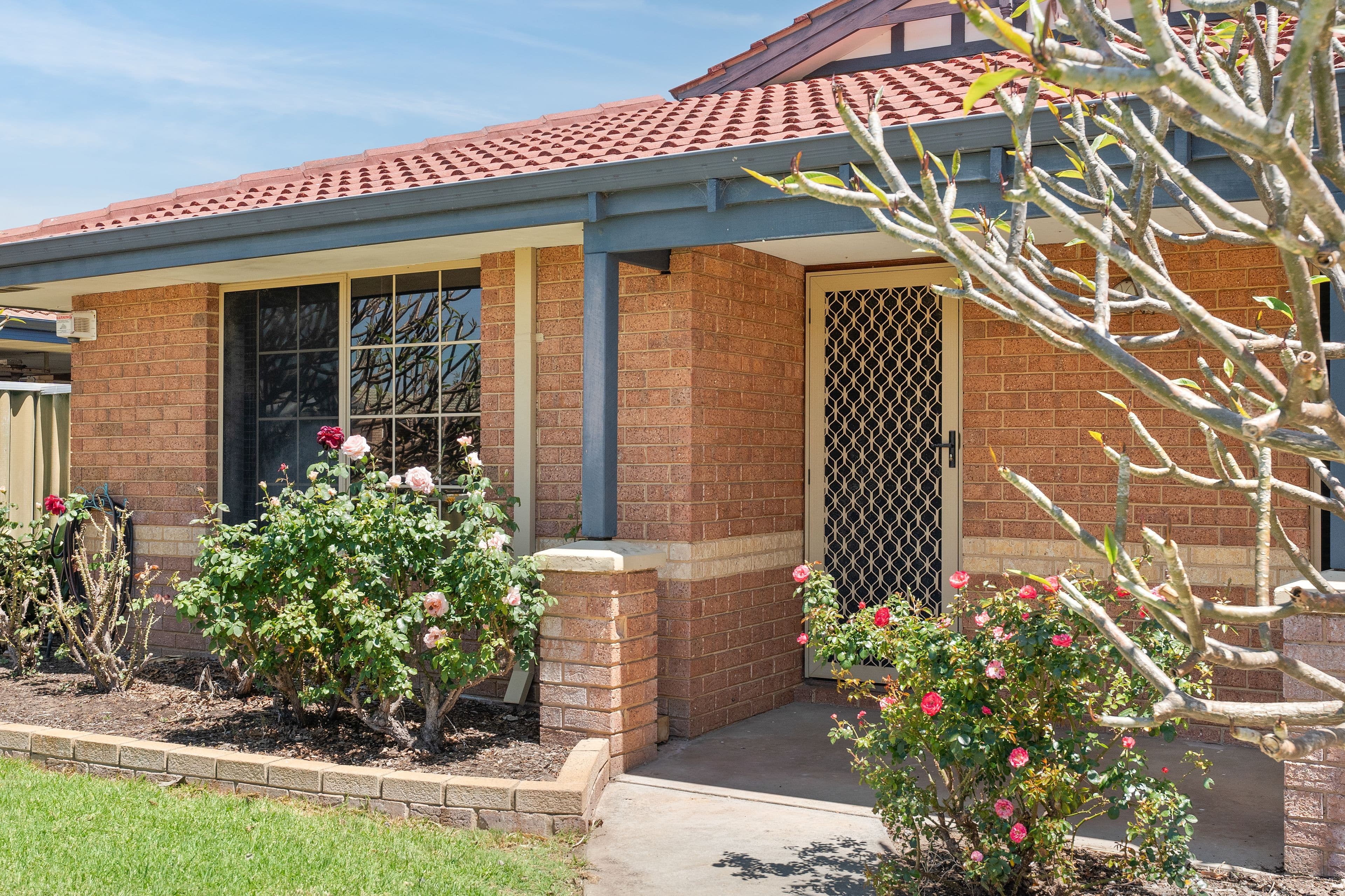 14 Aldinga Place, Waikiki WA 6169, Waikiki - Thumbnail 2