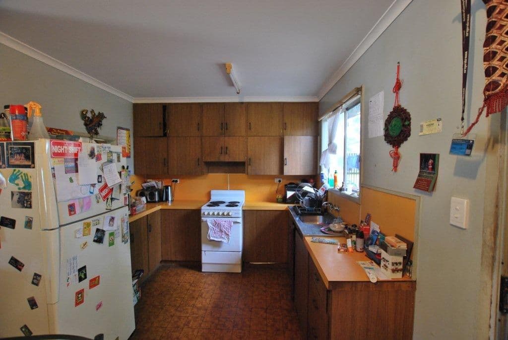 24 Michael Moohin Drive, SLADE POINT QLD 4740, Slade Point - Thumbnail 2