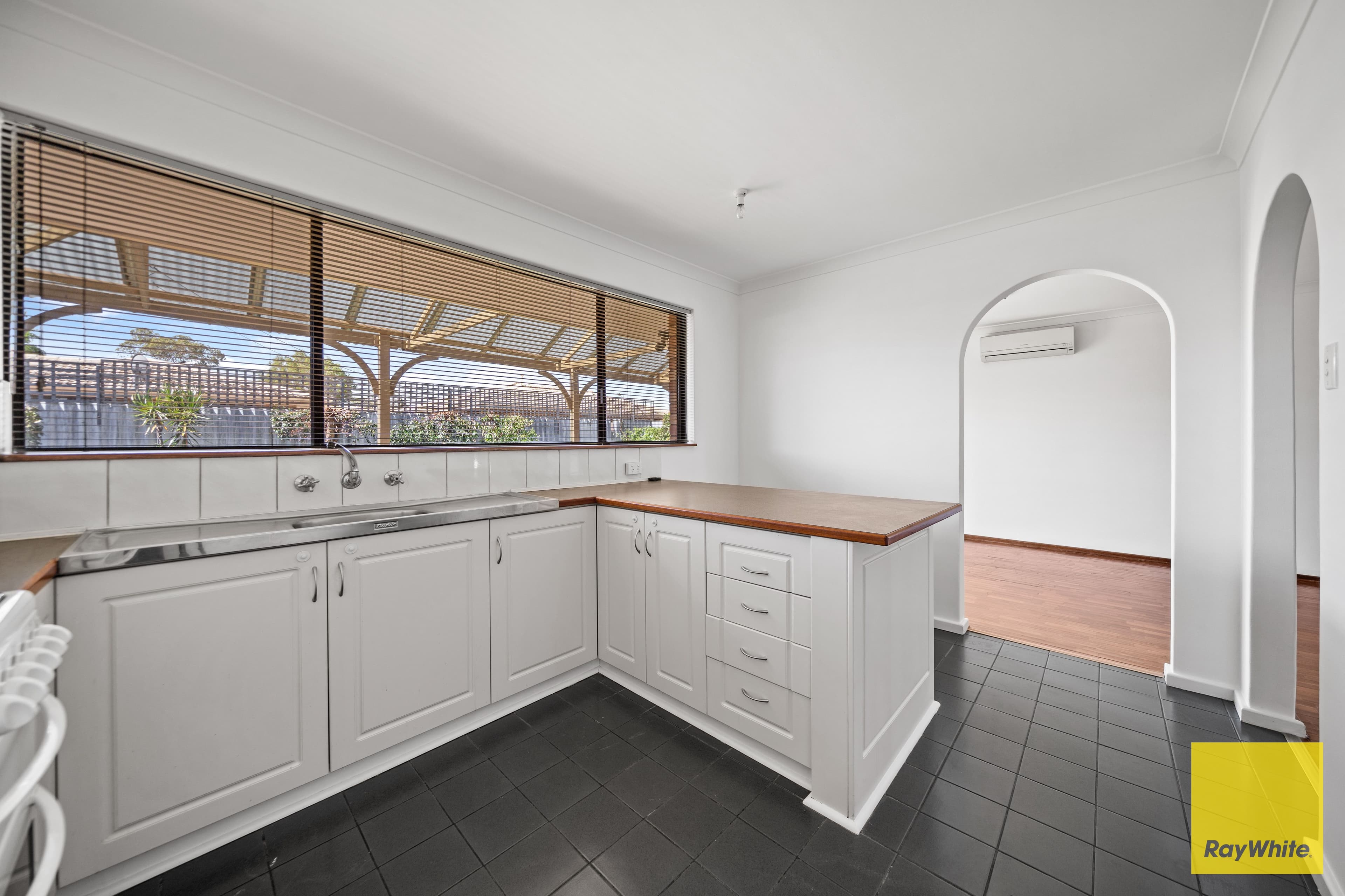 54 Freeland Square, Eden Hill WA 6054, Eden Hill - Thumbnail 5