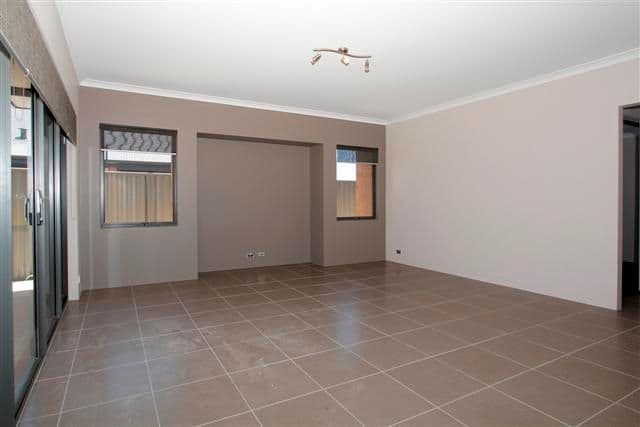 Unit 1 - 71 Yellowwood Avenue, PIARA WATERS WA 6112, Piara Waters - Thumbnail 5