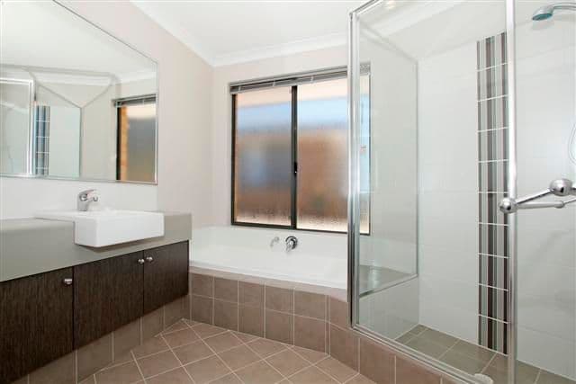 Unit 1 - 71 Yellowwood Avenue, PIARA WATERS WA 6112, Piara Waters - Thumbnail 7