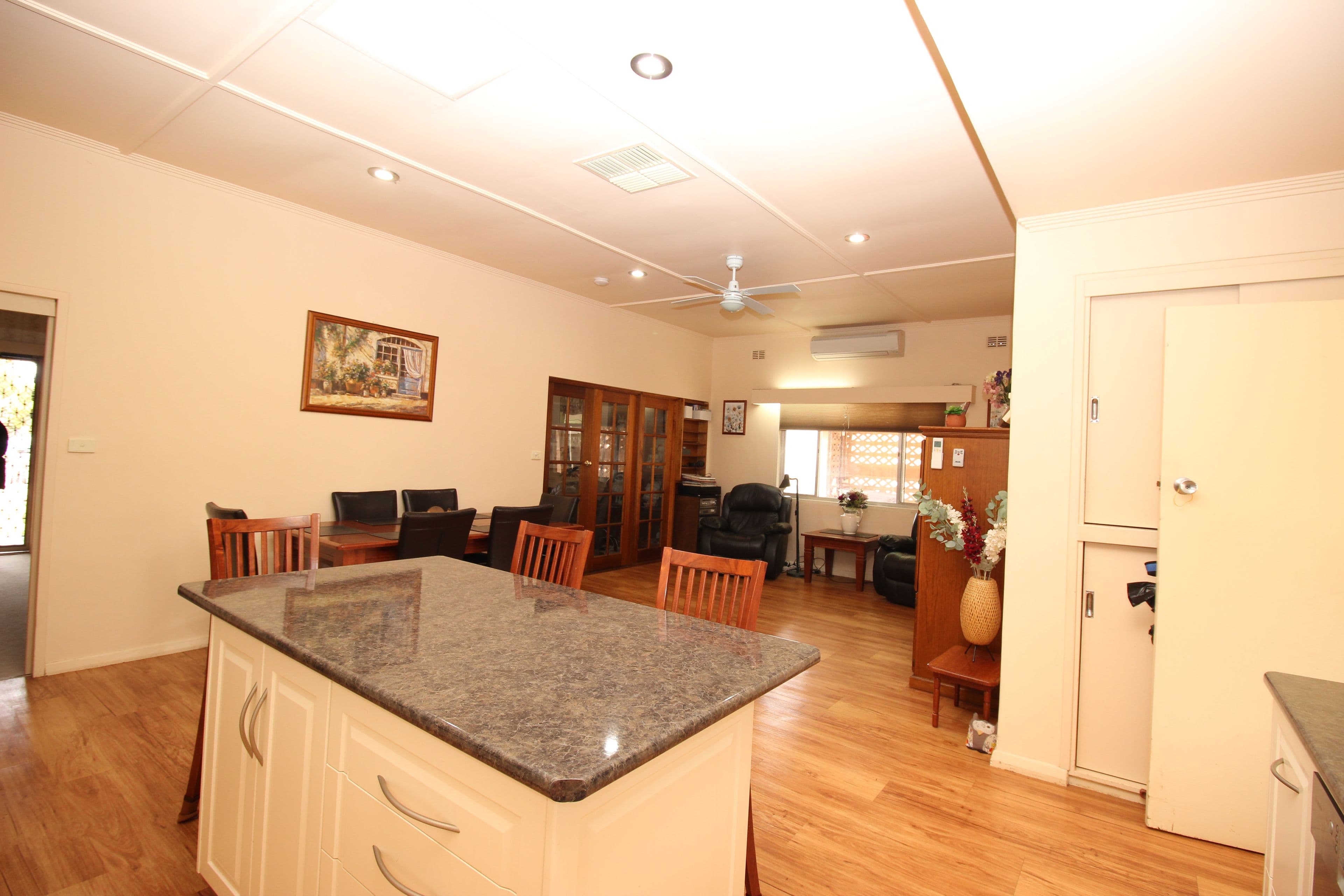 20 henderson Street, Waikerie SA 5330, Waikerie - Thumbnail 4