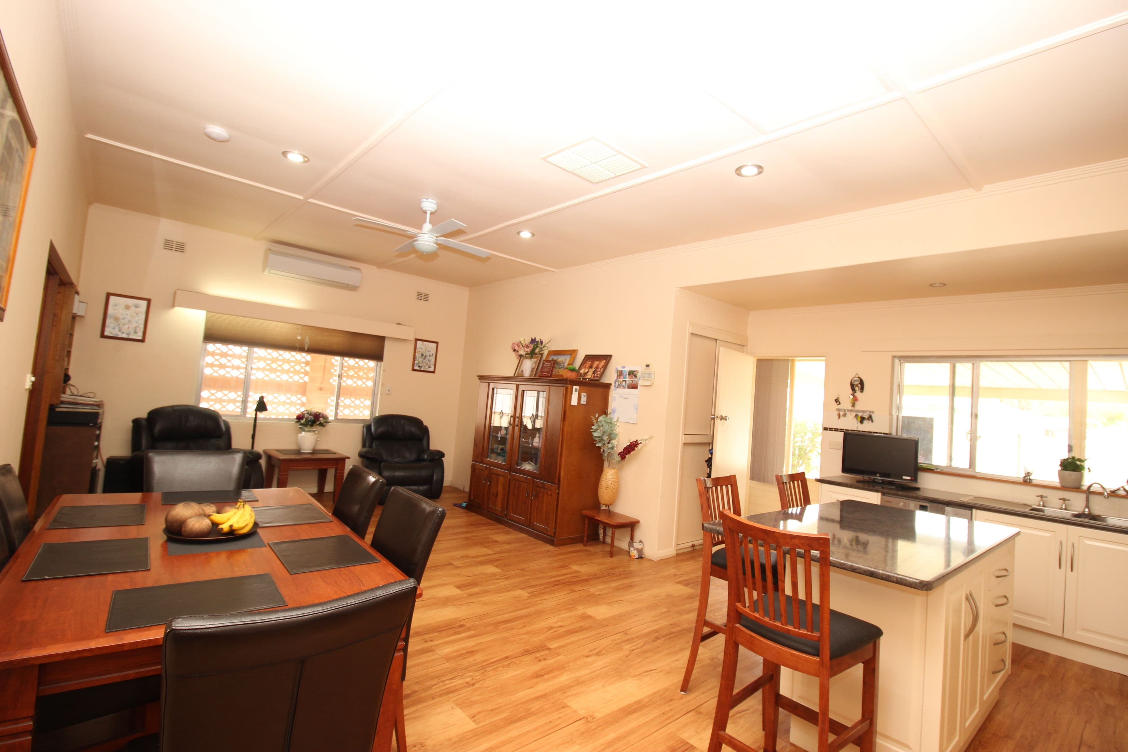 20 henderson Street, Waikerie SA 5330, Waikerie - Thumbnail 5