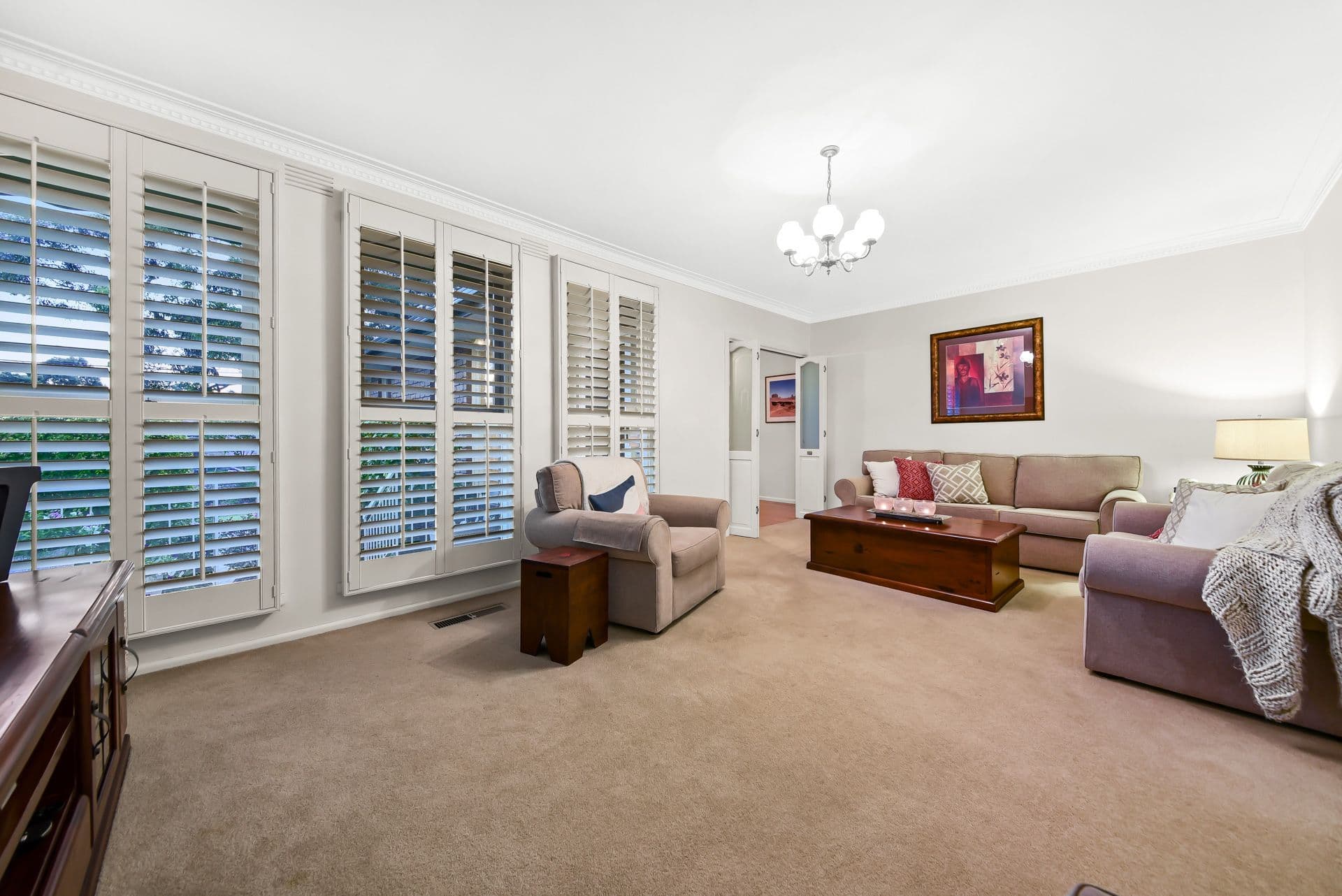 8 Diamond Avenue, Glen Waverley VIC 3150, Glen Waverley - Thumbnail 2