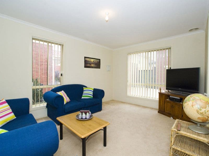 19 Pace Circuit, SOUTH MORANG VIC 3752, South Morang - Image 1