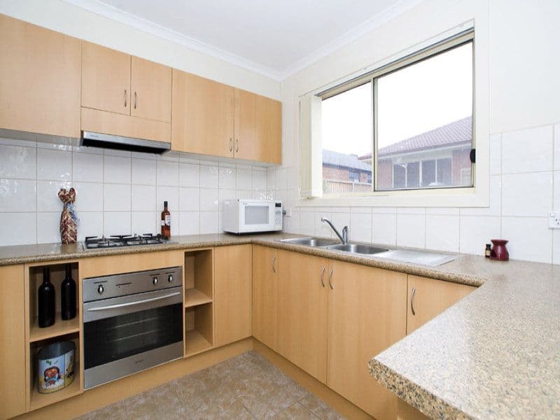 19 Pace Circuit, SOUTH MORANG VIC 3752, South Morang - Thumbnail 3