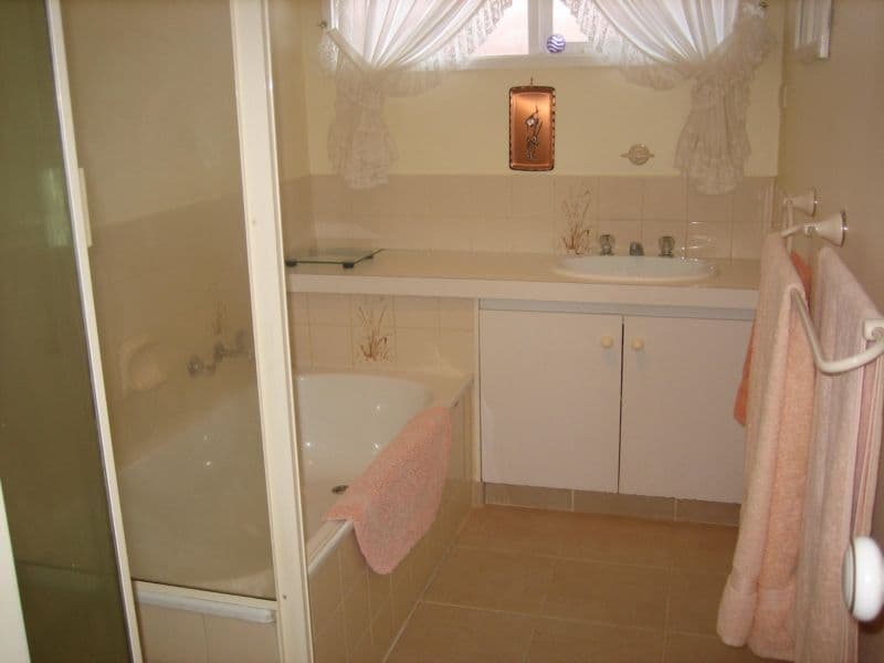 23 Springfield Crescent, HAMPTON PARK VIC 3976, Hampton Park - Thumbnail 4