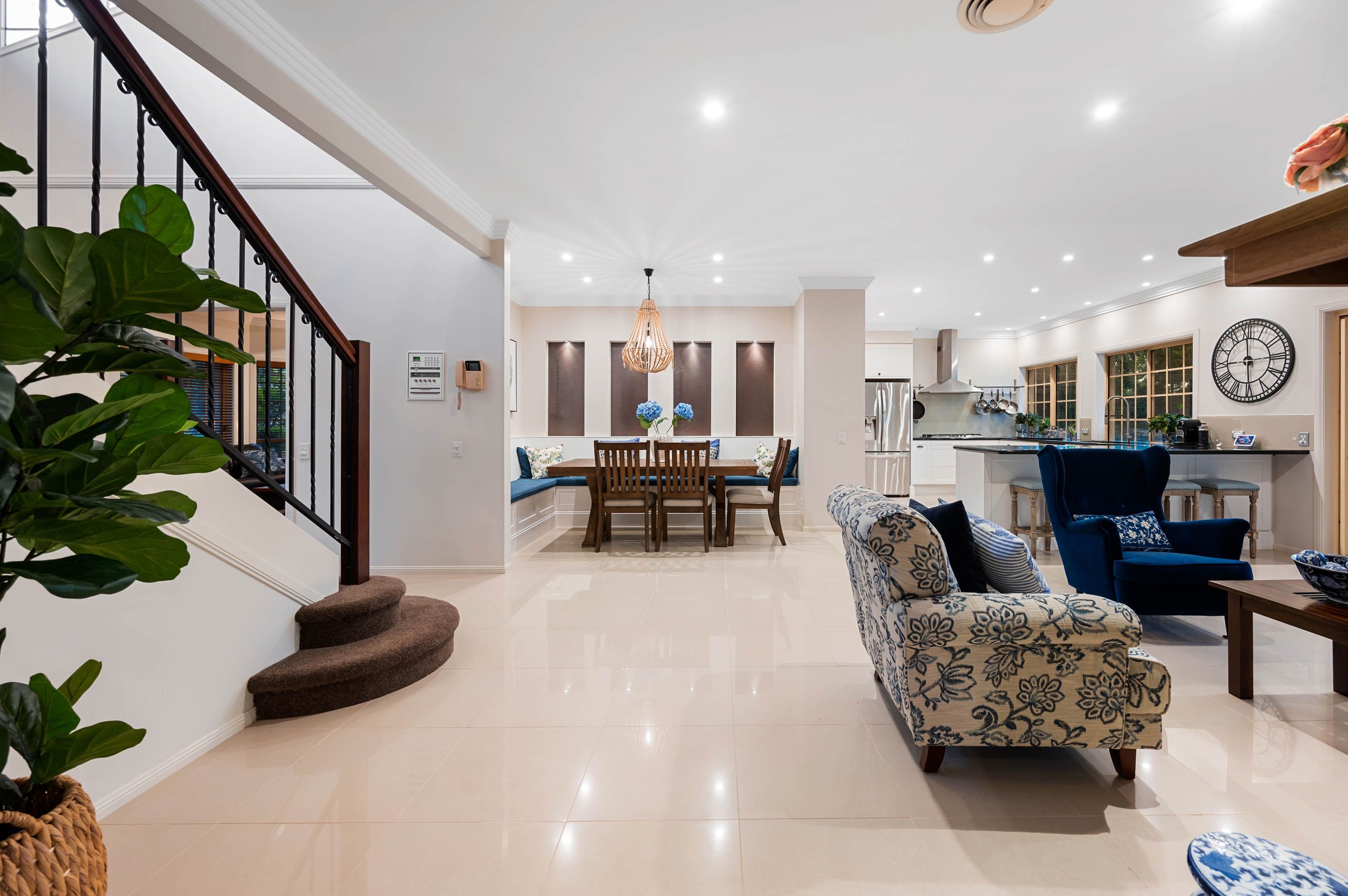 27 Rivertree Avenue, Helensvale QLD 4212, Helensvale - Thumbnail 4