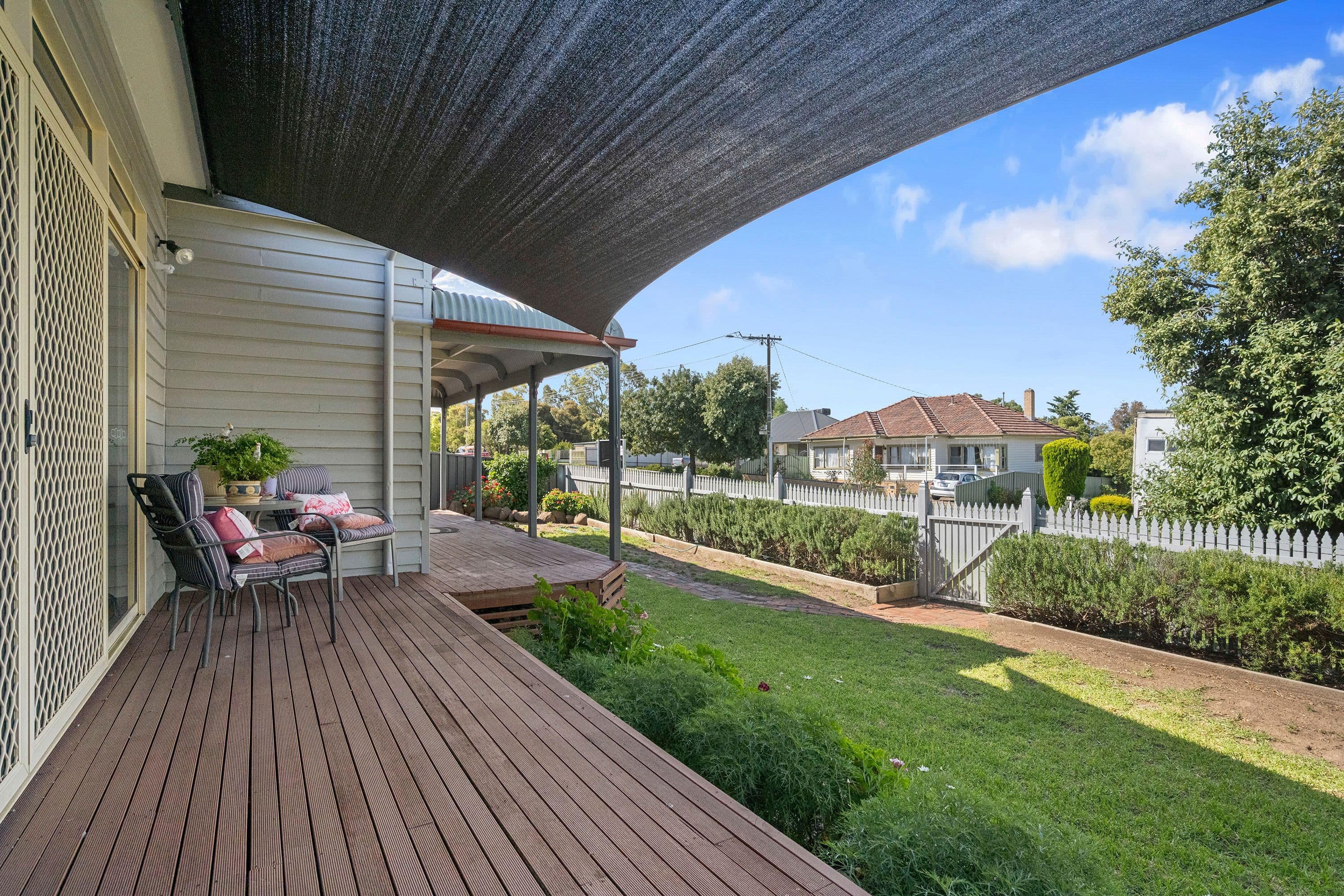 9 Knape Street, Long Gully VIC 3550, Long Gully - Thumbnail 2