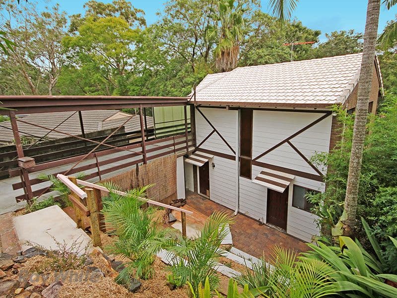 39 Newcomen Street, Indooroopilly QLD 4068, Indooroopilly - Thumbnail 3