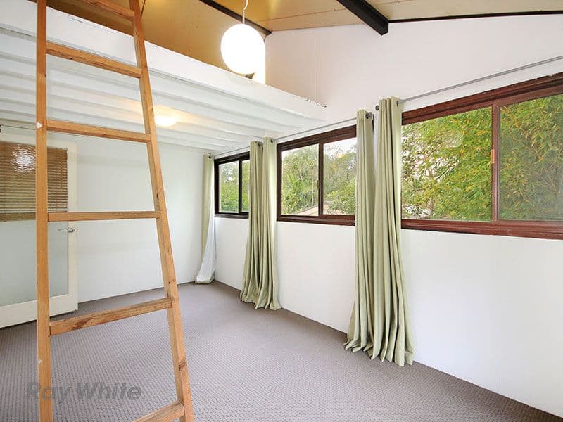 39 Newcomen Street, Indooroopilly QLD 4068, Indooroopilly - Thumbnail 4