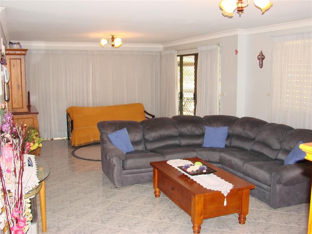 77 Old Capricorn Highway, GRACEMERE QLD 4702, Gracemere - Thumbnail 3