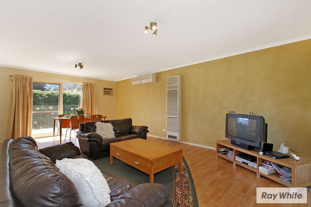 19 LEHMANN Place, CROYDON HILLS VIC 3136, Croydon Hills - Thumbnail 3