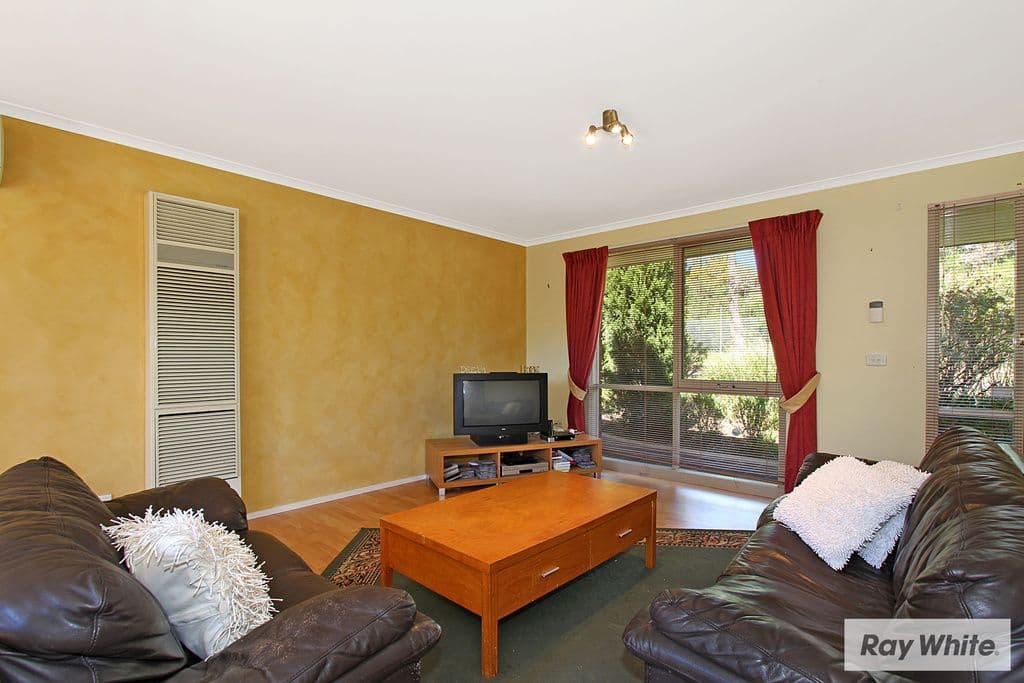 19 LEHMANN Place, CROYDON HILLS VIC 3136, Croydon Hills - Thumbnail 4
