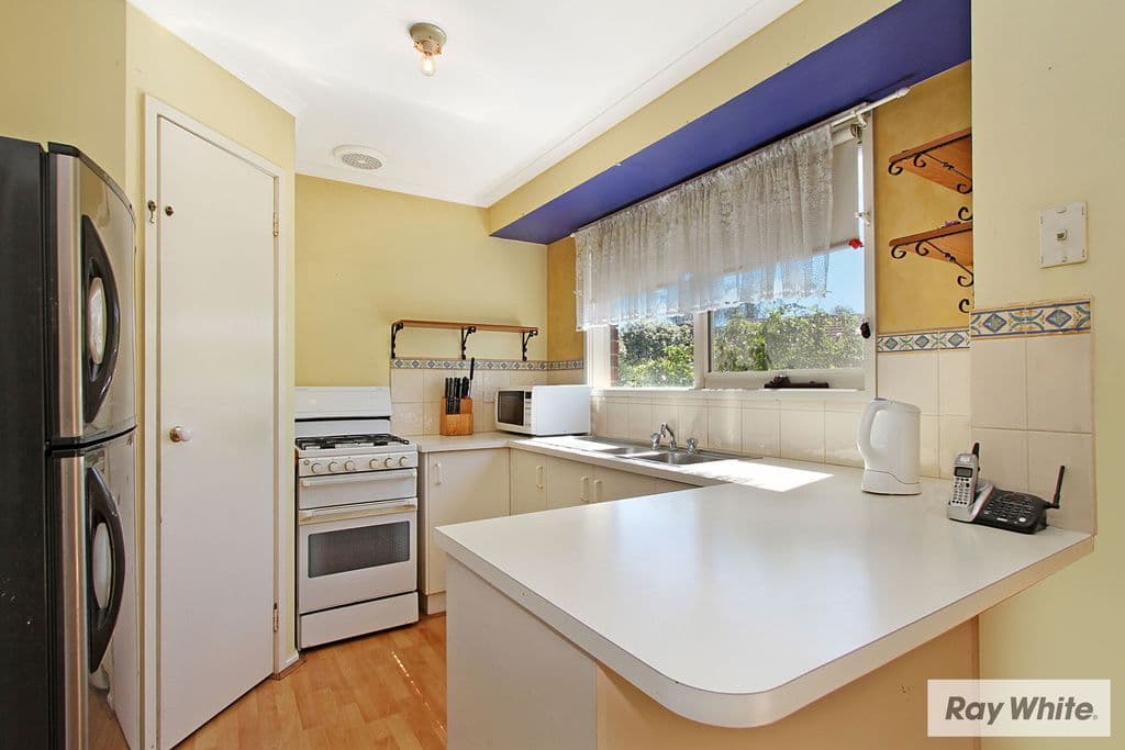 19 LEHMANN Place, CROYDON HILLS VIC 3136, Croydon Hills - Thumbnail 6