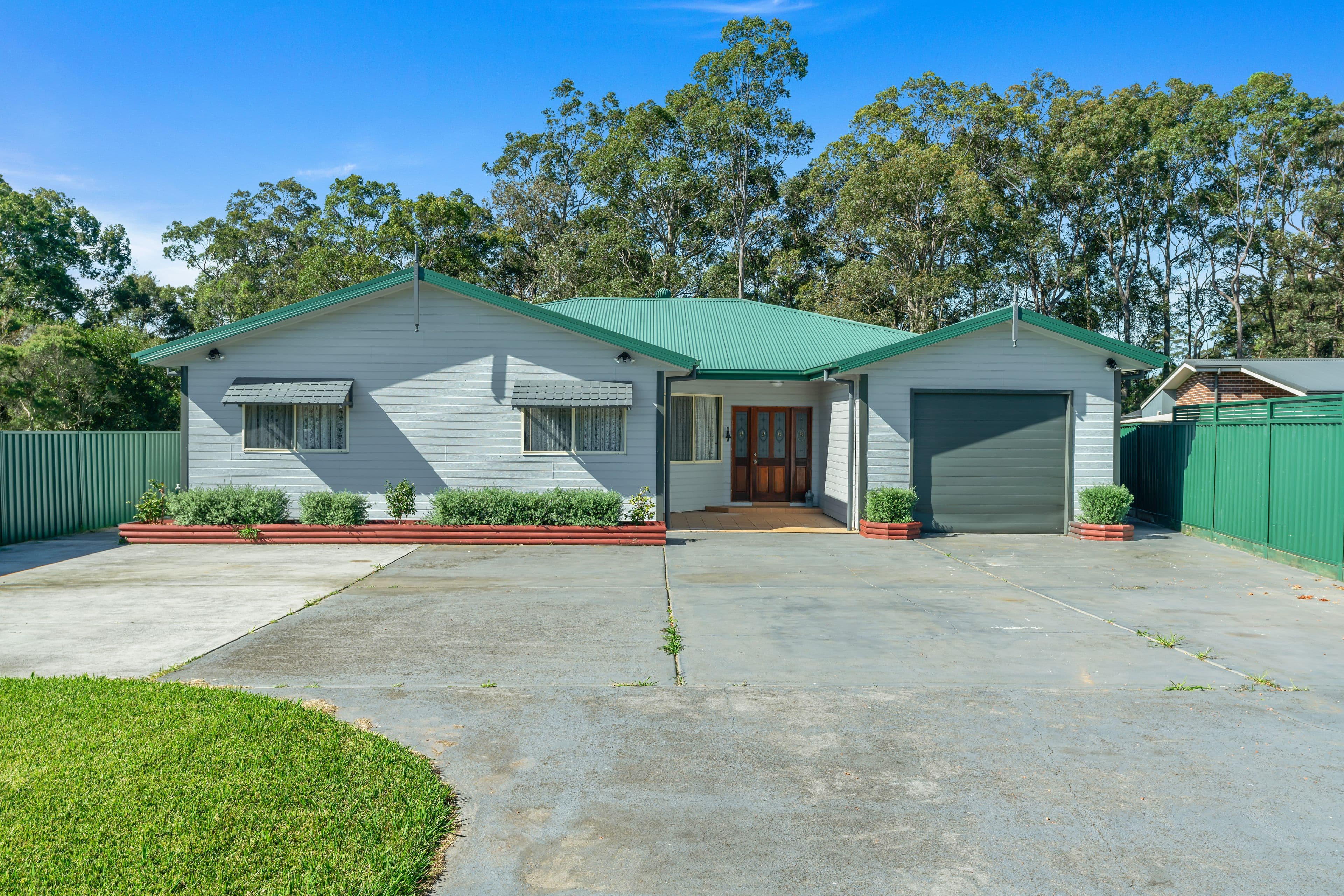 4 Rouken Glen Drive, West Nowra NSW 2541, West Nowra - Image 1