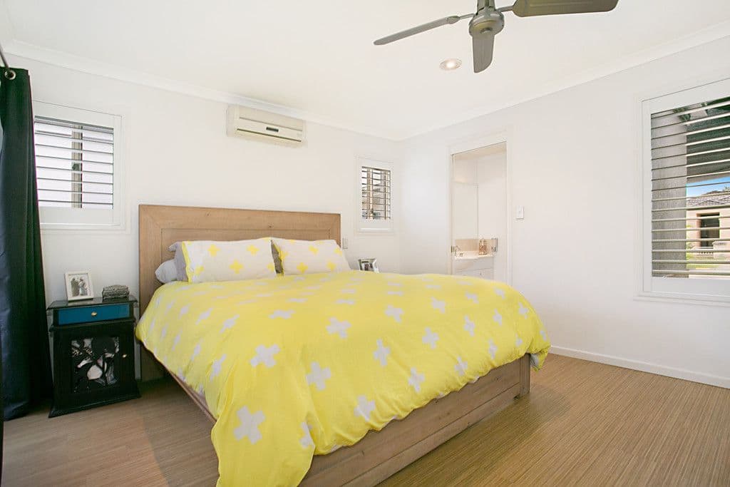 25 Rainbird Close, Burleigh Waters QLD 4220, Burleigh Waters - Thumbnail 2