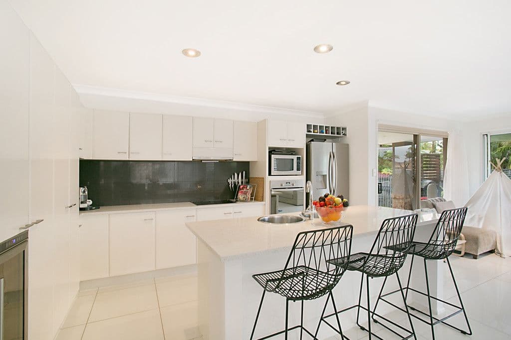 25 Rainbird Close, Burleigh Waters QLD 4220, Burleigh Waters - Thumbnail 6