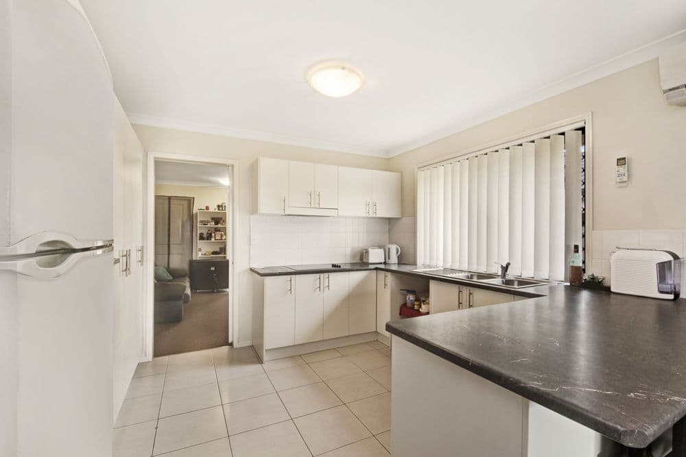 13 Carramar Street, ROTHWELL QLD 4022, Rothwell - Thumbnail 2