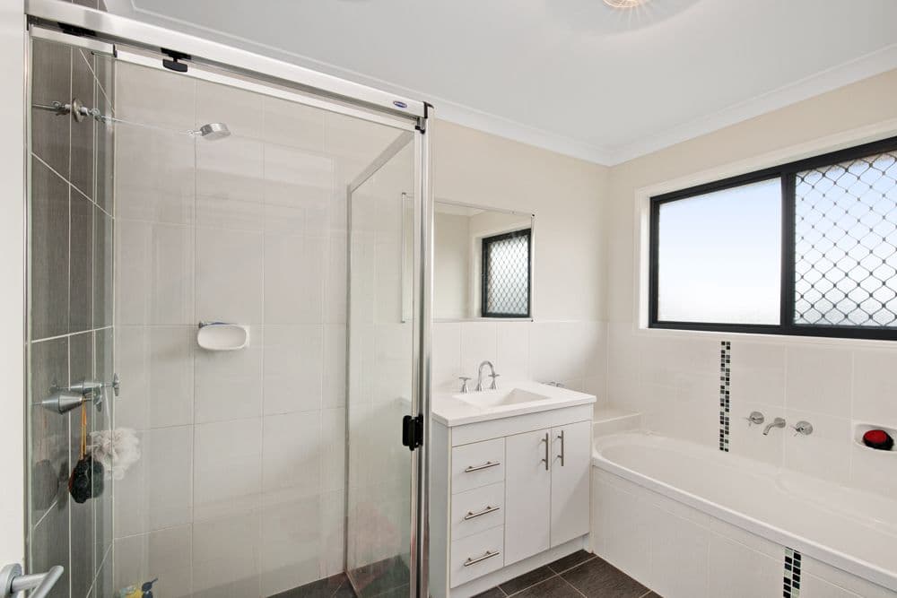 13 Carramar Street, ROTHWELL QLD 4022, Rothwell - Thumbnail 3