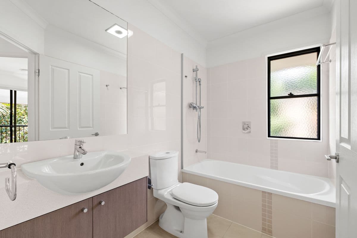 13 Wordsworth Street, Norman Park QLD 4170, Norman Park - Thumbnail 8