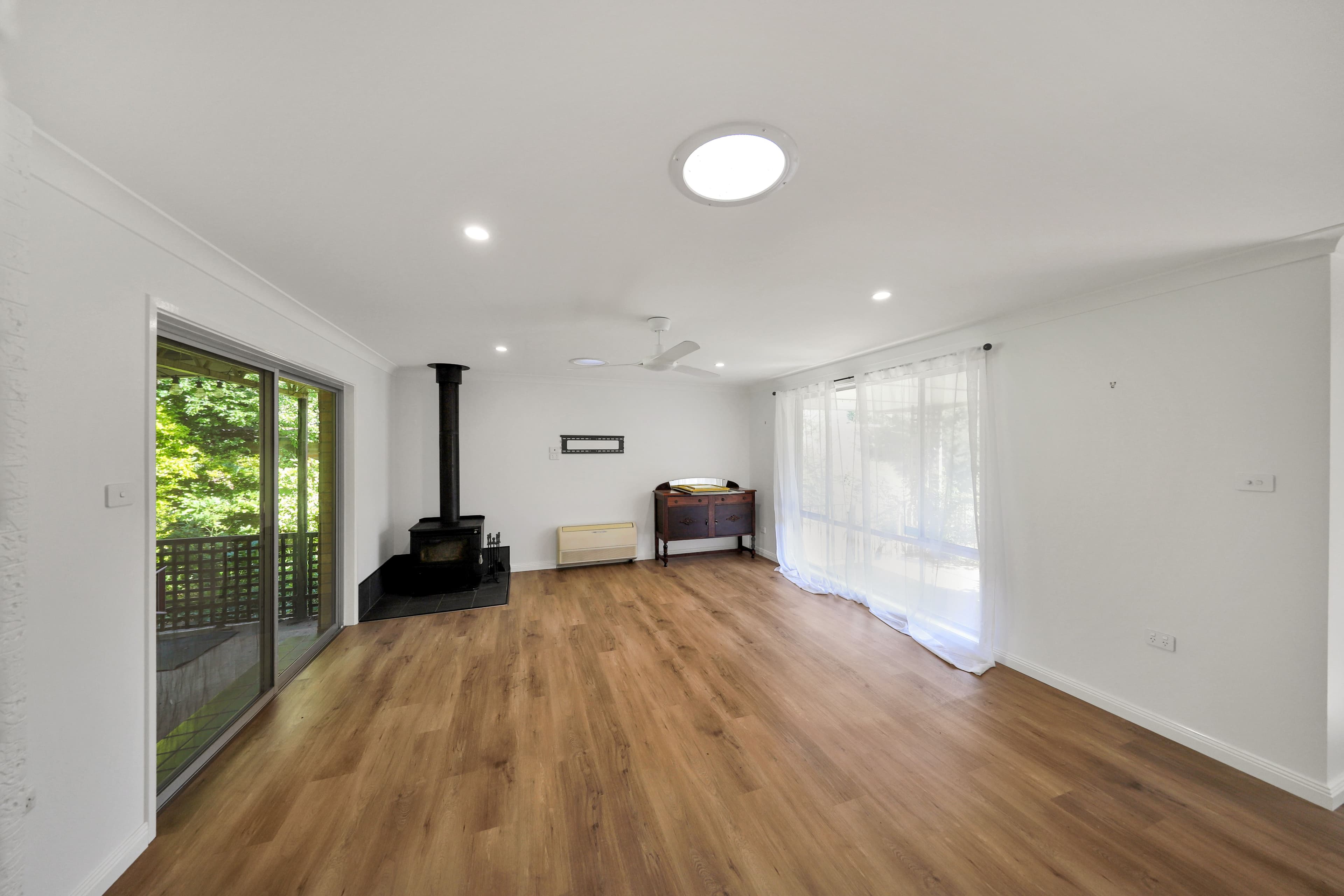 39 Tumut Street, Adelong NSW 2729, Adelong - Thumbnail 3