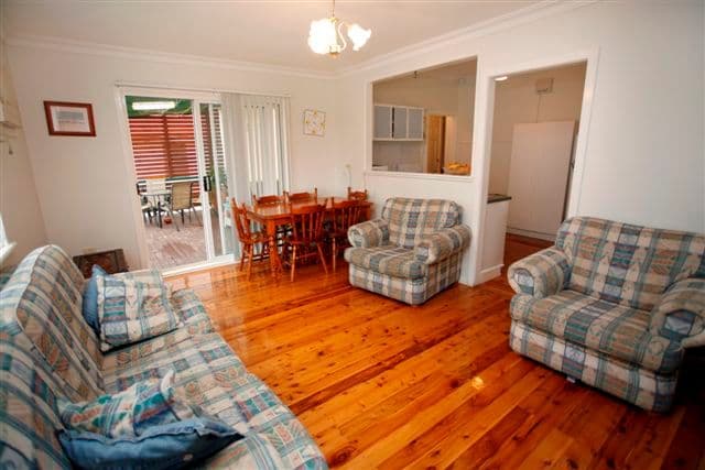 21  Rhodes Street, BLACKALLS PARK NSW 2283, Blackalls Park - Thumbnail 3