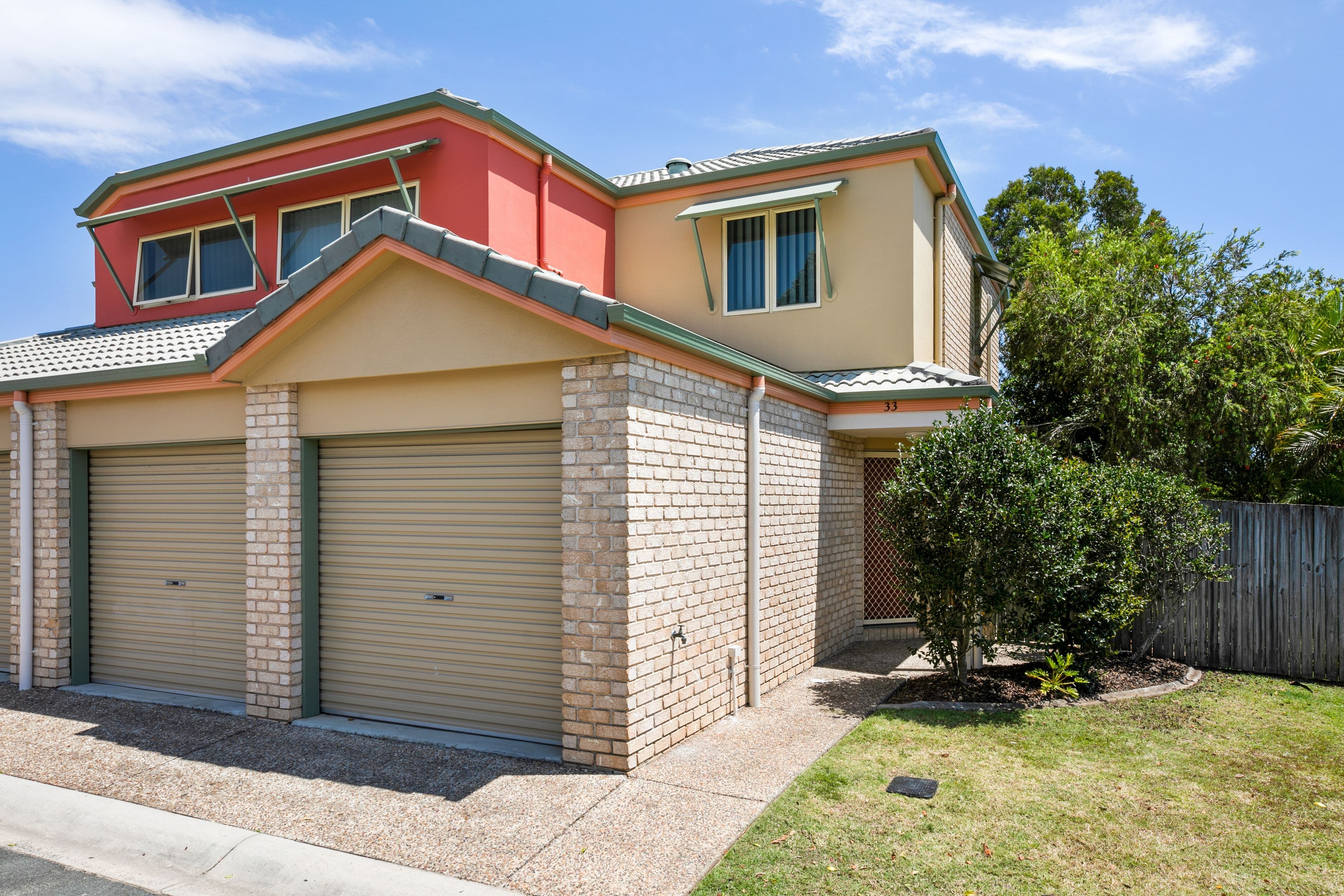 8 Luke Close, Sunnybank Hills QLD 4109, Sunnybank Hills - Image 1