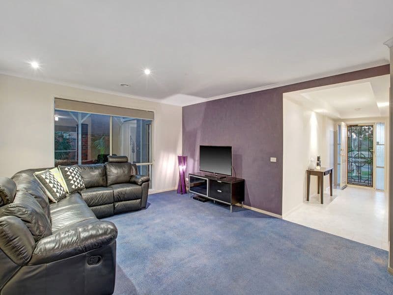 37 Bushmans Way, South Morang VIC 3752, South Morang - Thumbnail 4