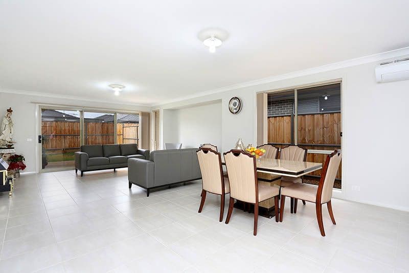 12 Gowanlea Avenue, ELIZABETH HILLS NSW 2171, Elizabeth Hills - Thumbnail 2