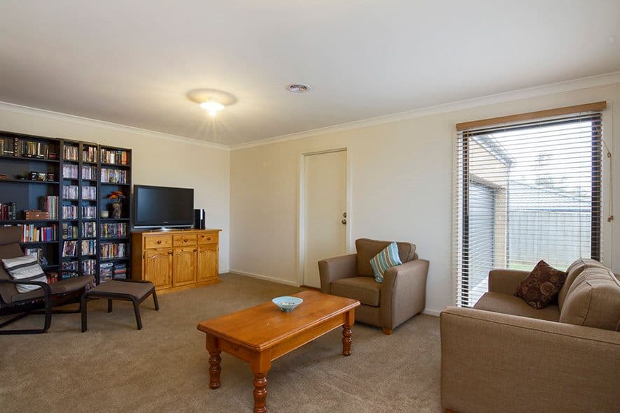 7 Birdrock Court, CARRUM DOWNS VIC 3201, Carrum Downs - Thumbnail 4