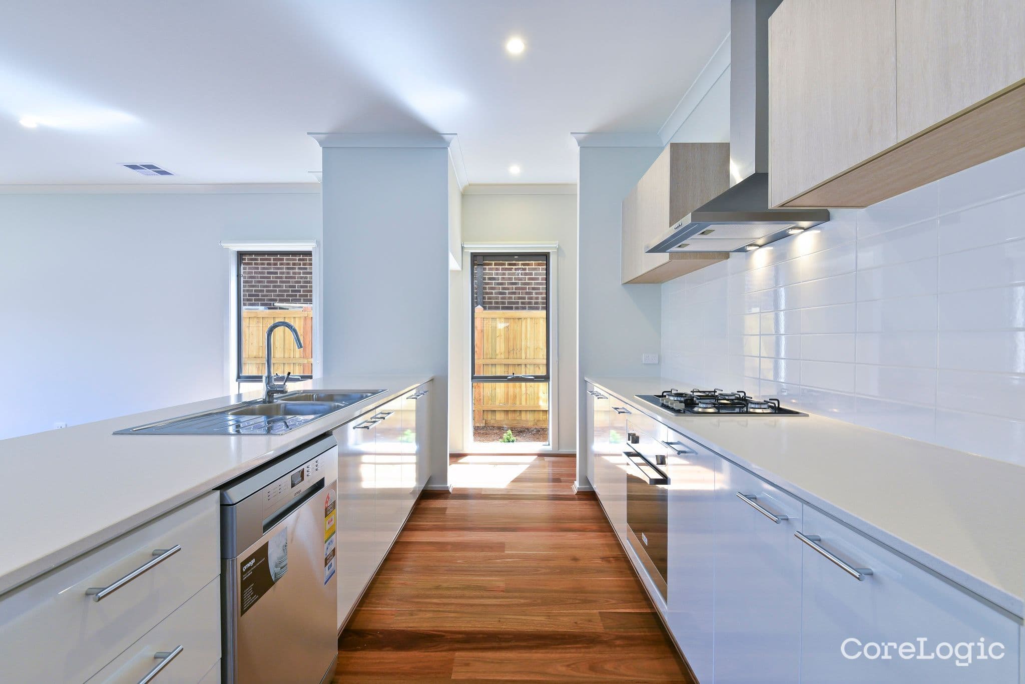 128 Bondi Parade, Point Cook VIC 3030, Point Cook - Thumbnail 5
