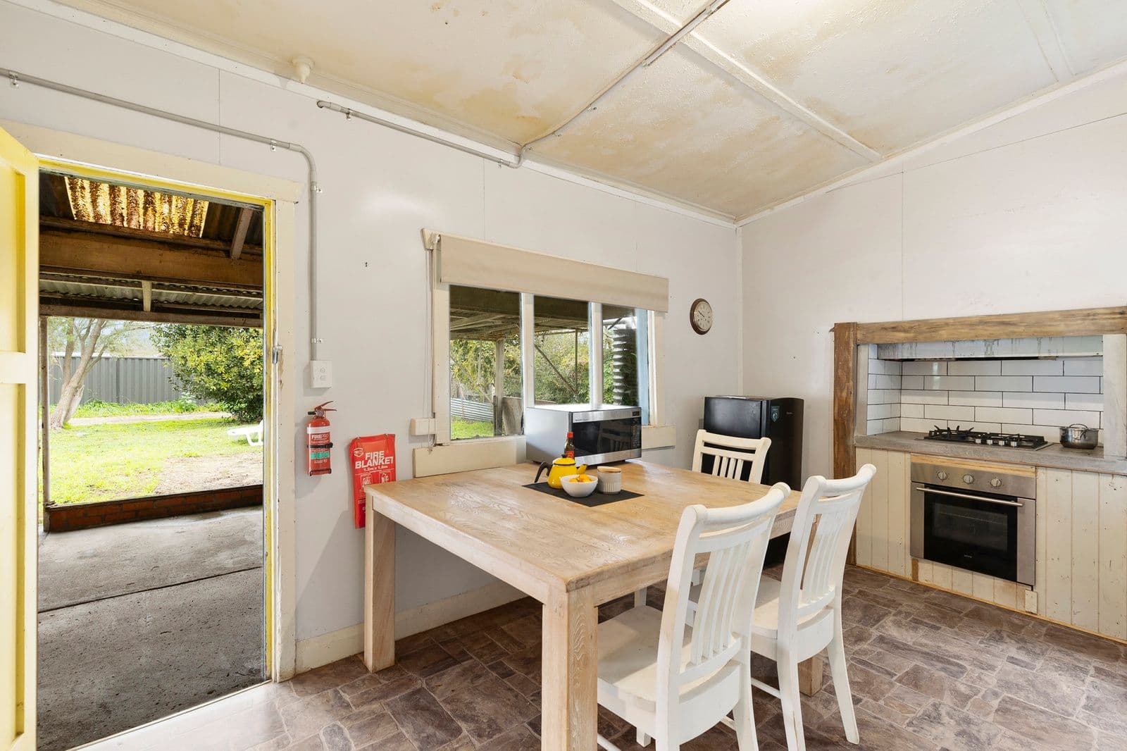 4 Smythe Street, Avenel VIC 3664, Avenel - Thumbnail 8