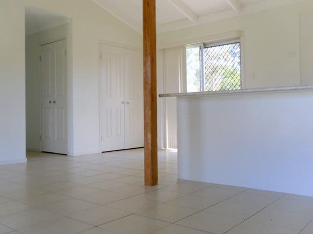 5 Kooyalee Street, DECEPTION BAY QLD 4508, Deception Bay - Thumbnail 3