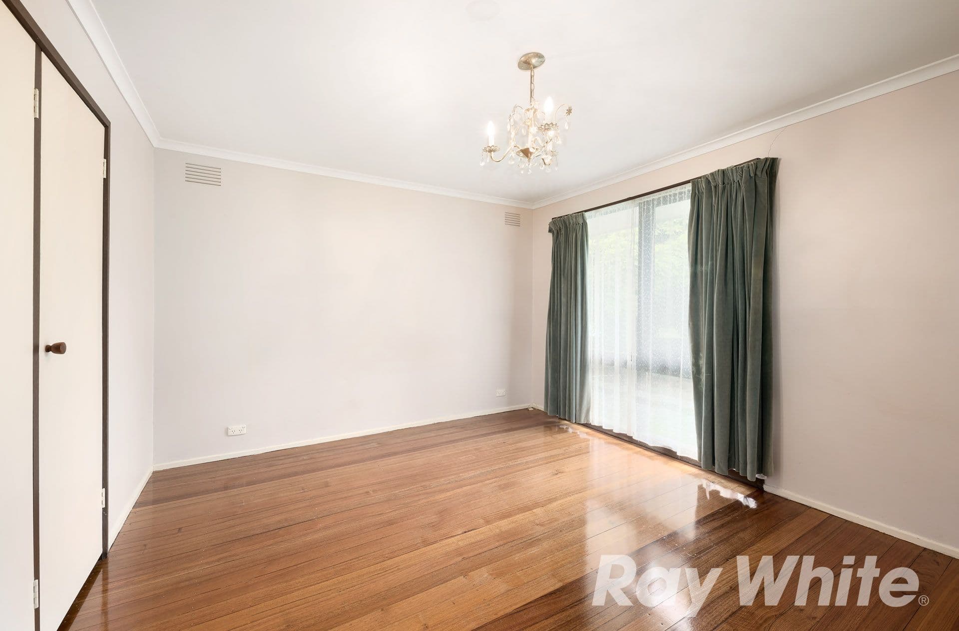 46 Blamey Avenue, Mill Park VIC 3082, Mill Park - Thumbnail 6