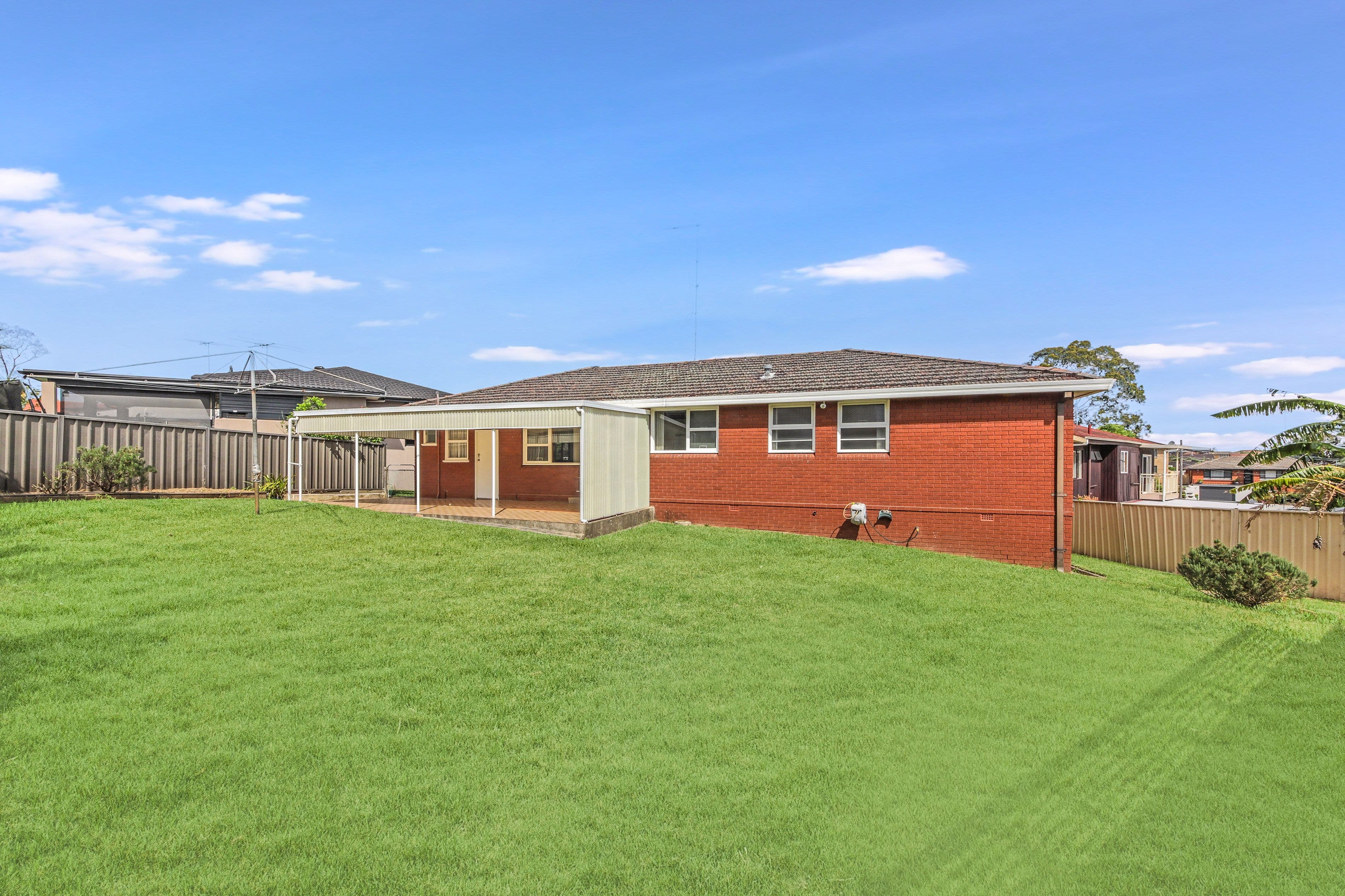 4 Barlow Place, Georges Hall NSW 2198, Georges Hall - Thumbnail 6