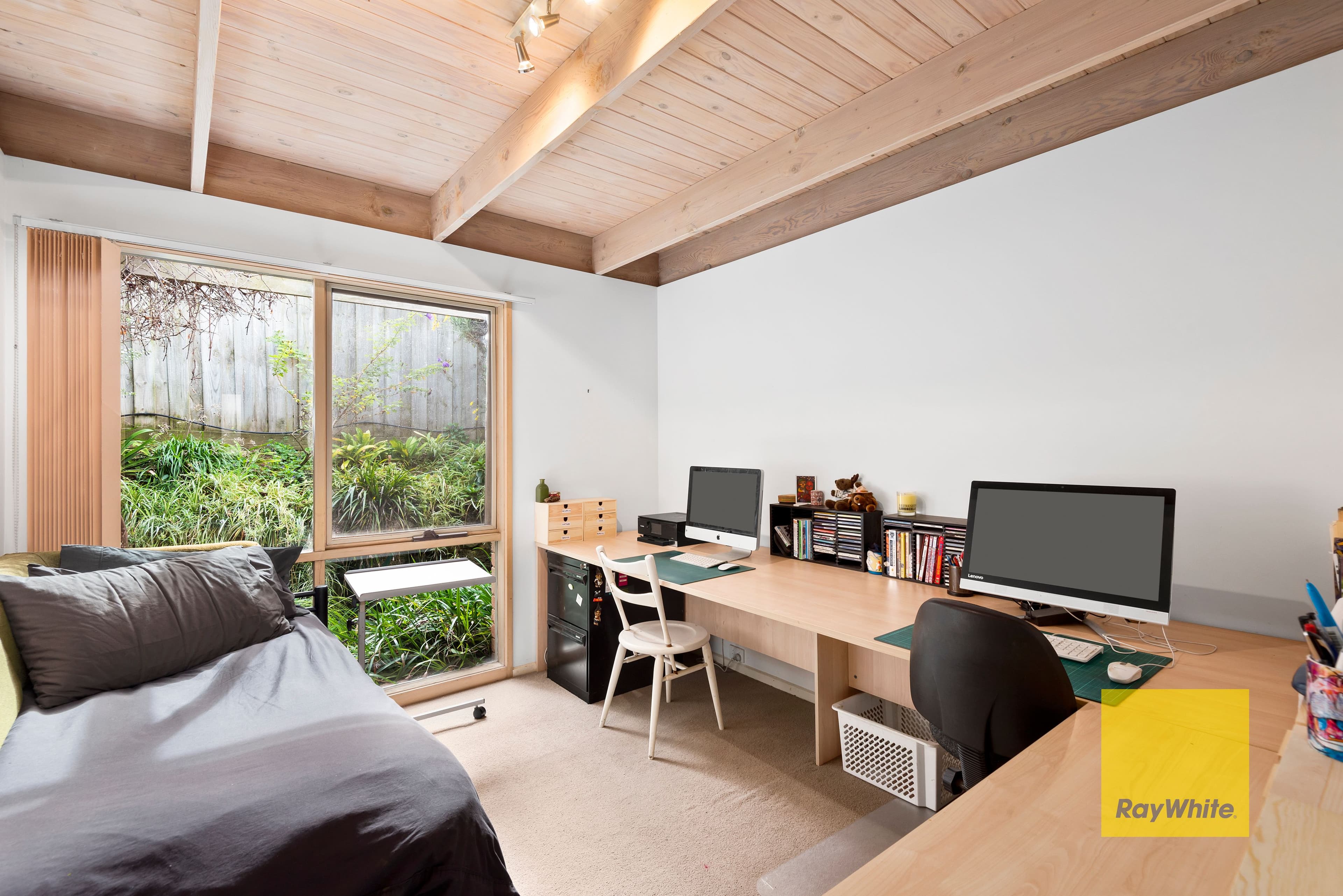 8 Triumph Court, Highton VIC 3216, Highton - Thumbnail 7