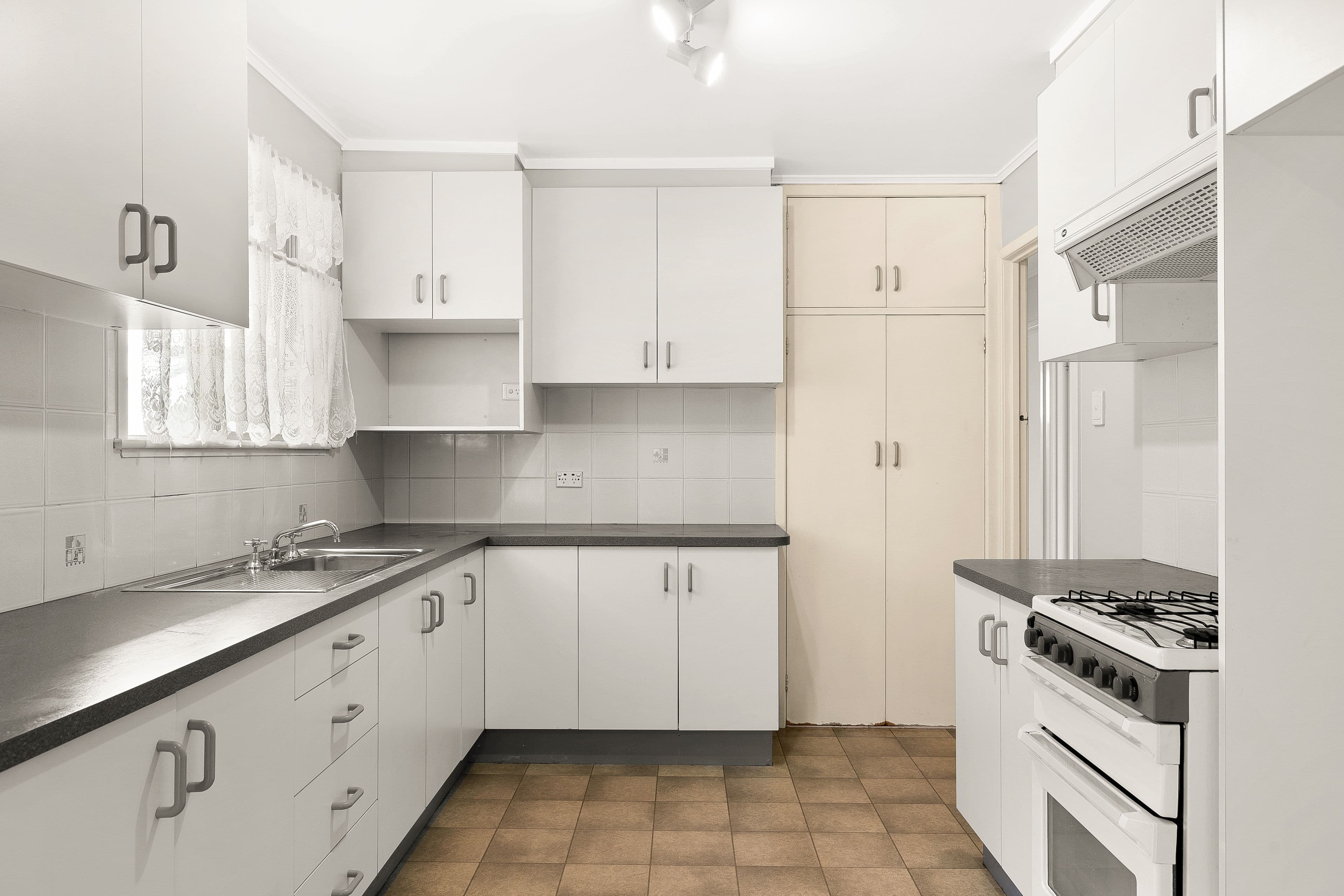 1 Clive Crescent, Darling Heights QLD 4350, Darling Heights - Thumbnail 2