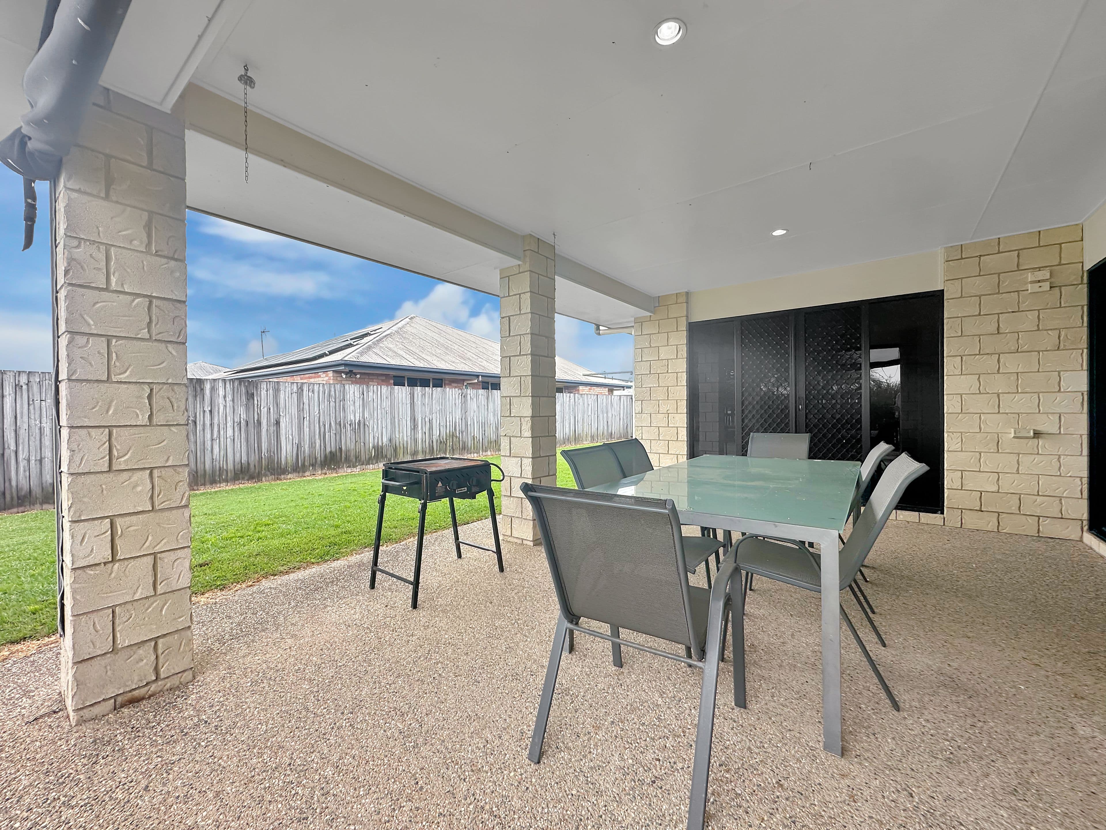 47 Pacific Avenue, Sarina QLD 4737, Sarina - Thumbnail 7