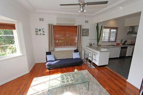 6 Edgewater Avenue, GREEN POINT NSW 2251, Green Point - Thumbnail 3