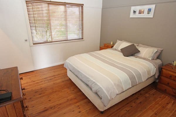 6 Edgewater Avenue, GREEN POINT NSW 2251, Green Point - Thumbnail 6