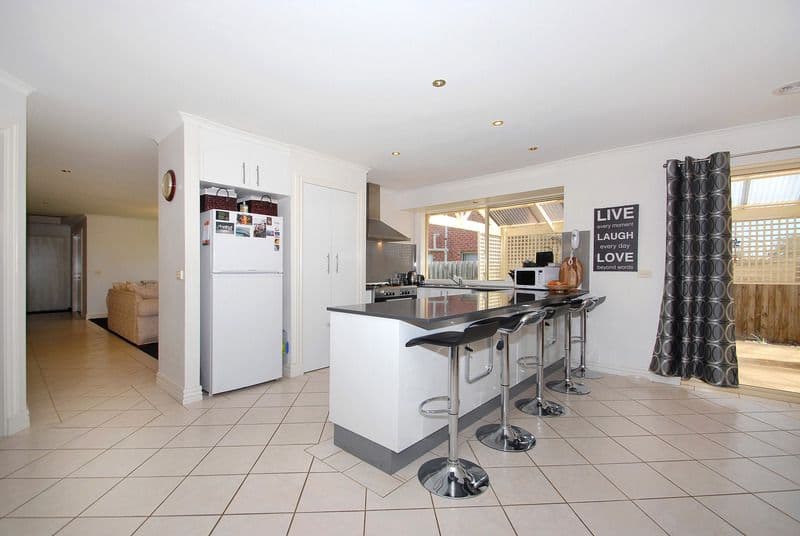 7 Helm Court, CARRUM DOWNS VIC 3201, Carrum Downs - Thumbnail 7