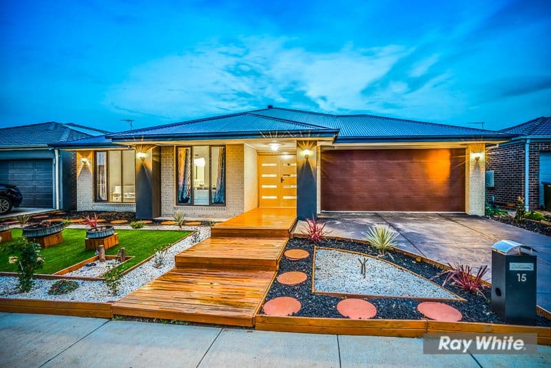 15 PEMBURY Way, Wyndham Vale VIC 3024, Wyndham Vale - Thumbnail 2
