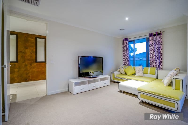 15 PEMBURY Way, Wyndham Vale VIC 3024, Wyndham Vale - Thumbnail 5