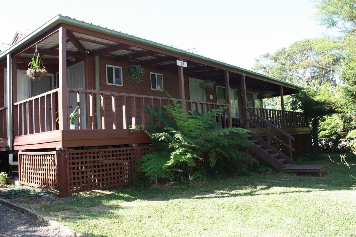 114 Sunset Strip, Manyana - Image 1