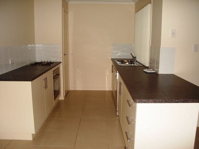 8 Regent Court, THABEBAN QLD 4670, Thabeban - Thumbnail 4
