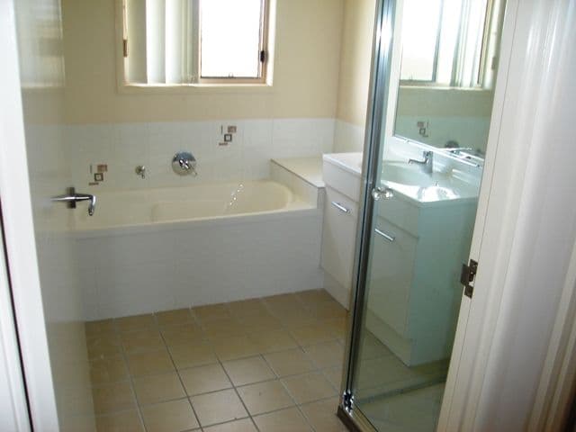8 Regent Court, THABEBAN QLD 4670, Thabeban - Thumbnail 6