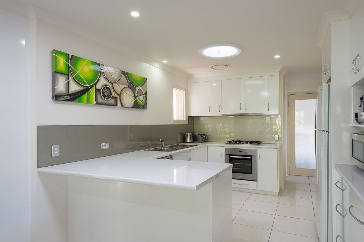 35 Brentwood Avenue, MOOLOOLABA QLD 4557, Mooloolaba - Thumbnail 8