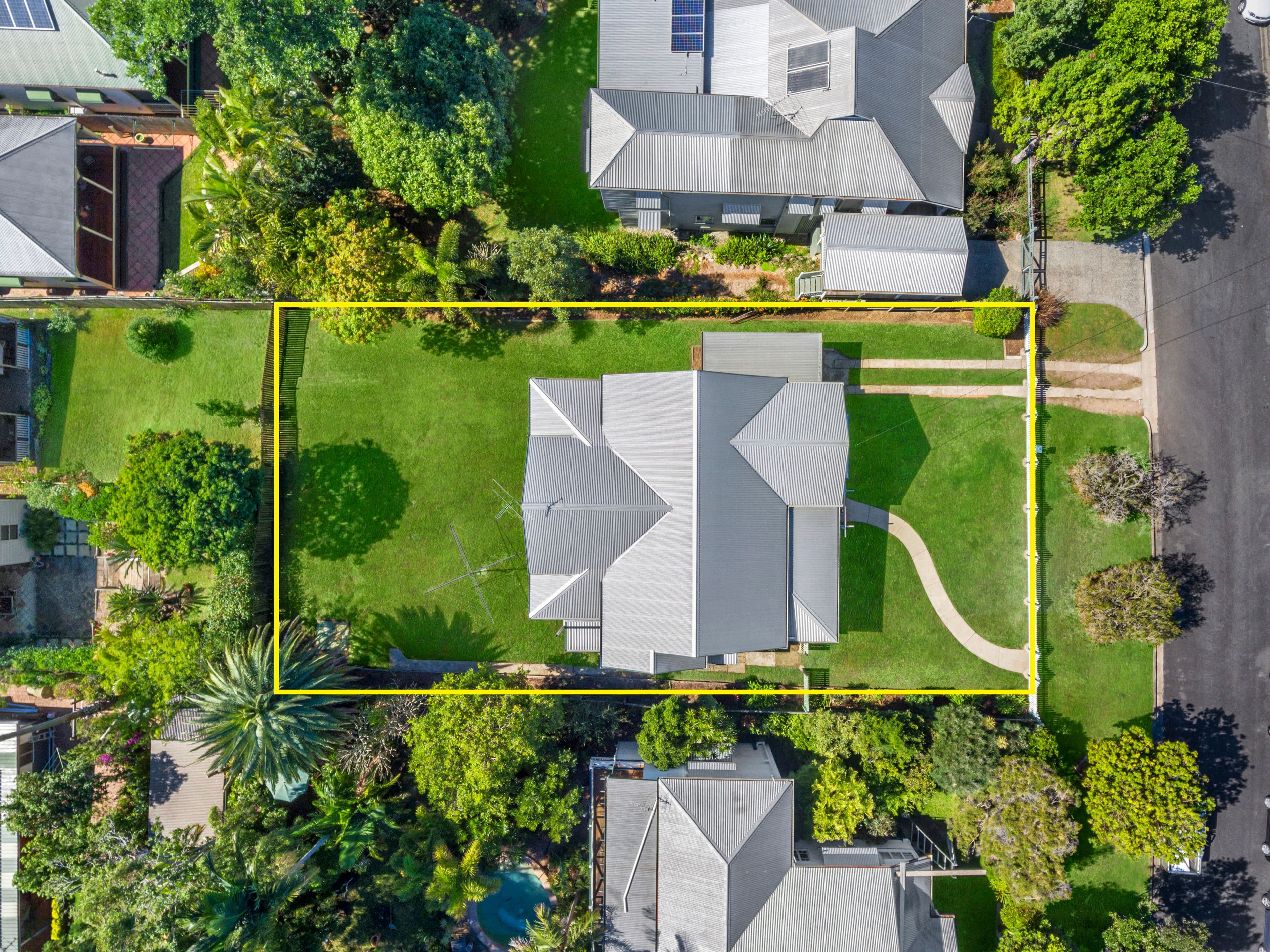 41 Gladstone Street, Indooroopilly QLD 4068, Indooroopilly - Thumbnail 2
